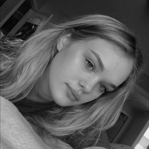 Meet your Posher, Kaci